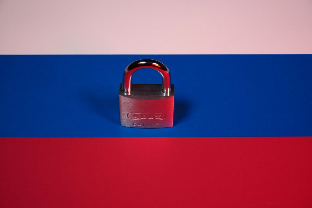 France Just Named a Russian Hacking Group Behind Cyberattacks on Its Government—Here’s What We Know
